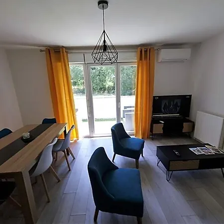 Hotel Beautiful In With Balcony 3*