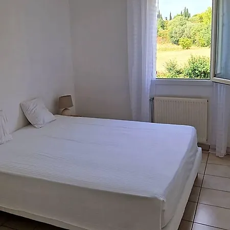 Beautiful In With Balcony 3* Uzès